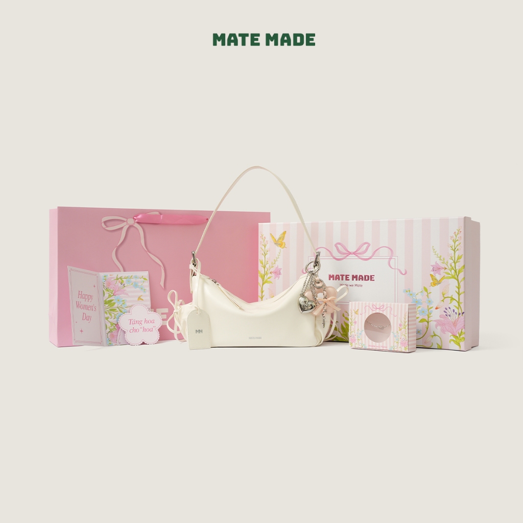 Set Quà Tặng MATE MADE Cloudy Small Talk Box, Túi Đeo Vai Cloudy Kèm Charm, Vòng Tay, Hộp Quà Hồng, 