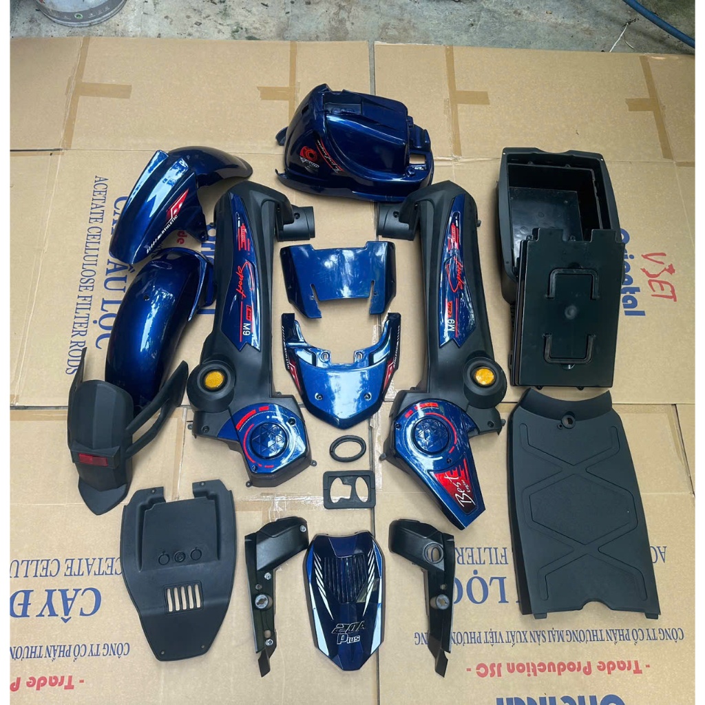 Full bộ nhựa 133m 4 bình 20ah, 12ah, dàn áo xe điện 133 M9 đầy đủ, loại xe có chắn xích đời mới
