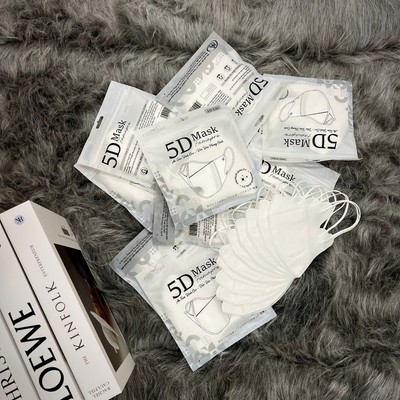 Quà tặng kèm 10 chiếc khẩu trang 5D mask Famapro 3 lớp
