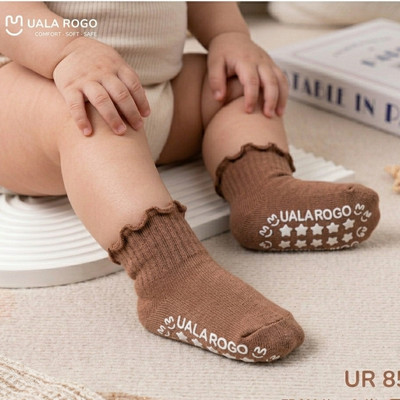 Tất chống trượt cho bé Ualarogo vải Cotton lớp ma sát ở bàn chân an toàn giữ ấm 858