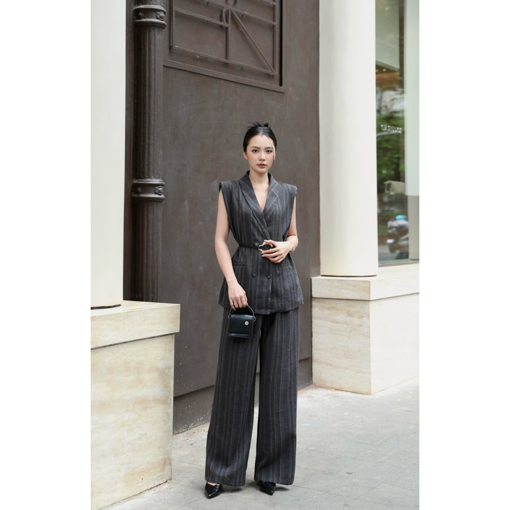 [EM CHIC] Set vest thiết kế dáng xuông cá tính hoạ tiết kẻ hách dáng thời thượng | BigBuy360 - bigbuy360.vn