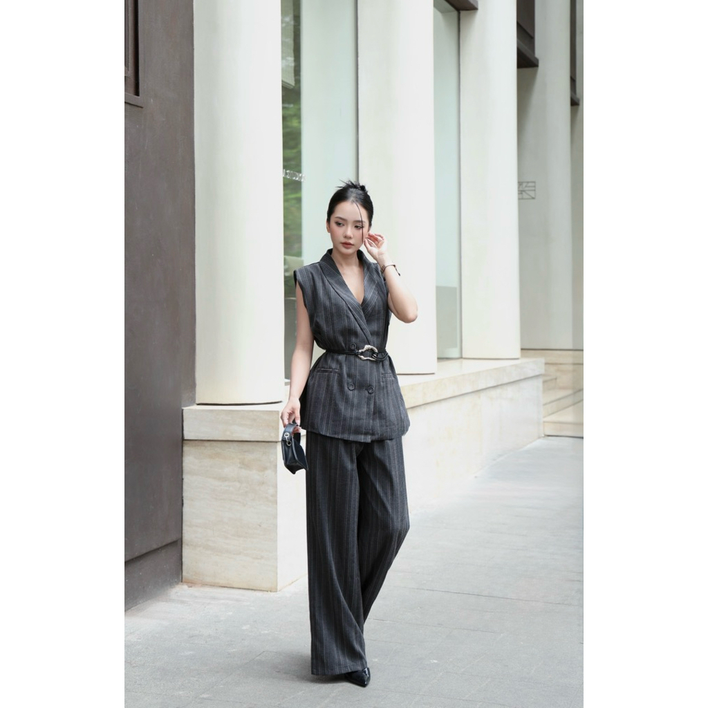 [EM CHIC] Set vest thiết kế dáng xuông cá tính hoạ tiết kẻ hách dáng thời thượng | BigBuy360 - bigbuy360.vn
