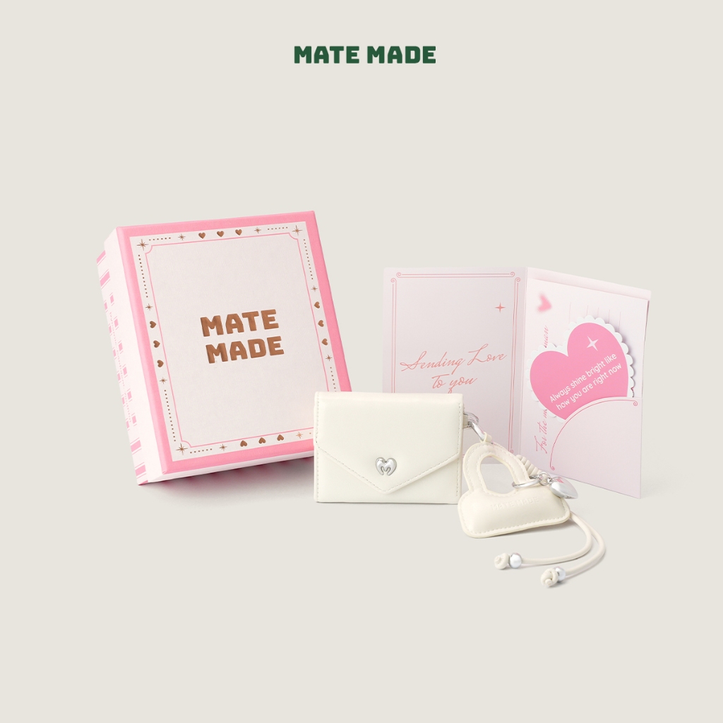 Set Quà Tặng MATE MADE Ví Letter Kèm Charm, Hộp Quà Hồng Kẻ Trắng (Tặng Bạn Thân, Bạn Gái)