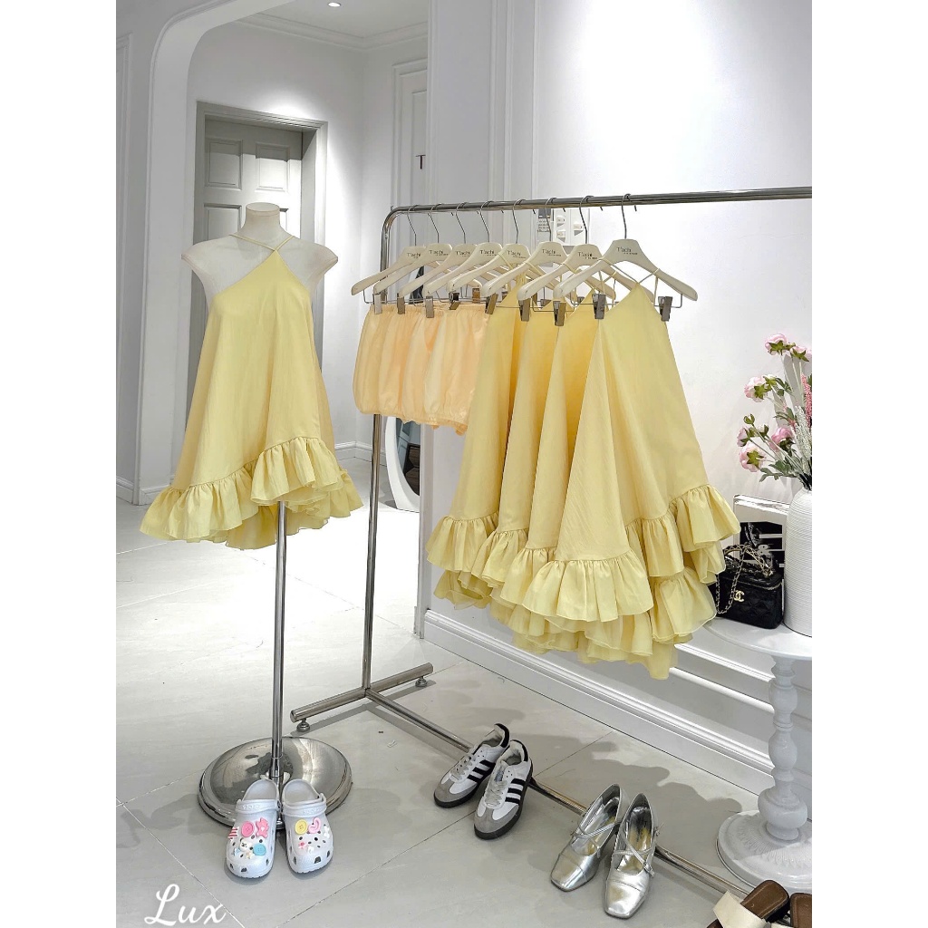 Đầm nữ 2 dây dáng yếm bèo tầng dáng xòe tiểu thư màu vàng bơ phong cách Hàn Quốc đi biển, du lịch, chụp ảnh | BigBuy360 - bigbuy360.vn