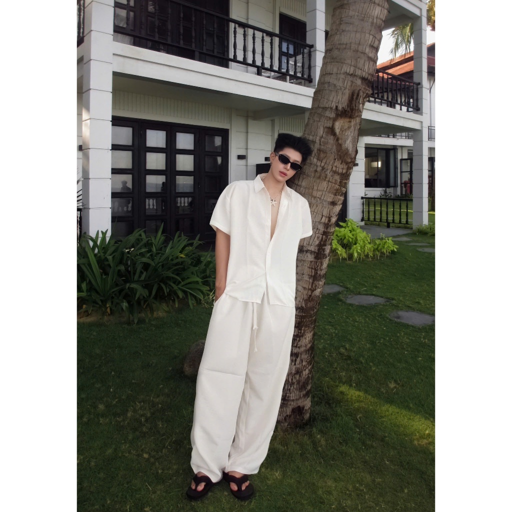 (MỞ BÁN) QUẦN DÀI SUÔNG ỐNG RỘNG NHẸ CHẤT LIỆU LINEN BLEND ĐEN STUDIO | BigBuy360 - bigbuy360.vn