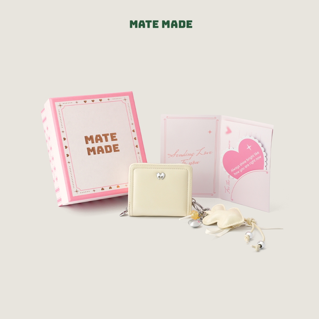 Set Quà Tặng MATE MADE Ví Pillow Kèm Charm, Hộp Quà Hồng Kẻ Trắng (Tặng Bạn Thân, Bạn Gái)