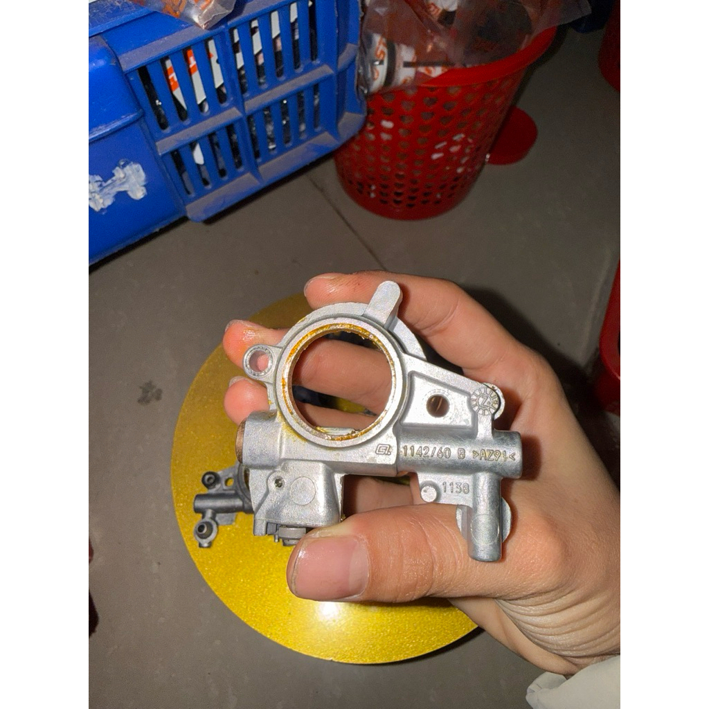 Heo Bơm Nhớt Máy Cưa STIHL MS382