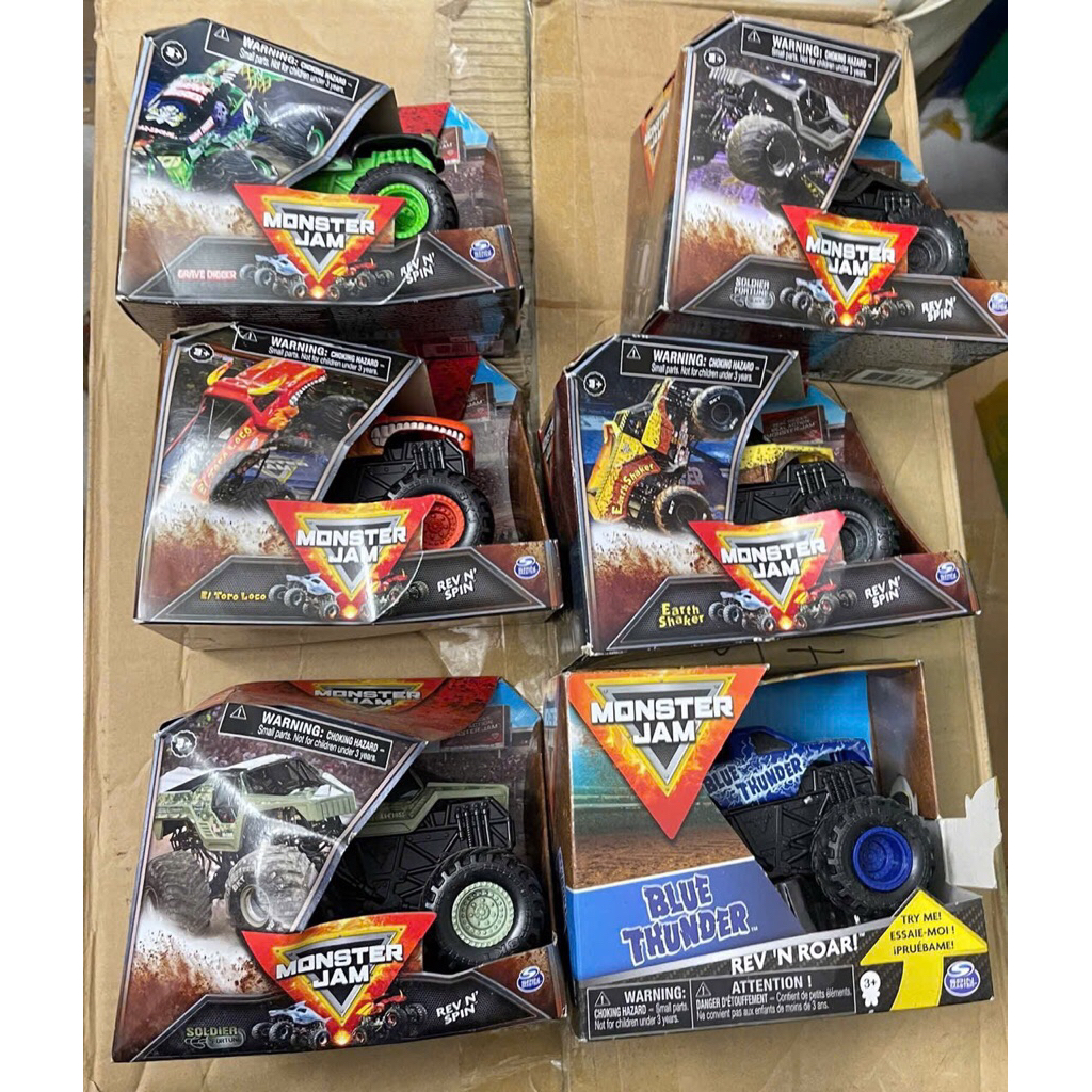Xe Monster Jam rev n spin của Spin Master