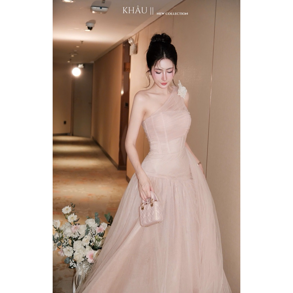 Đầm lưới hồng Khâu Design