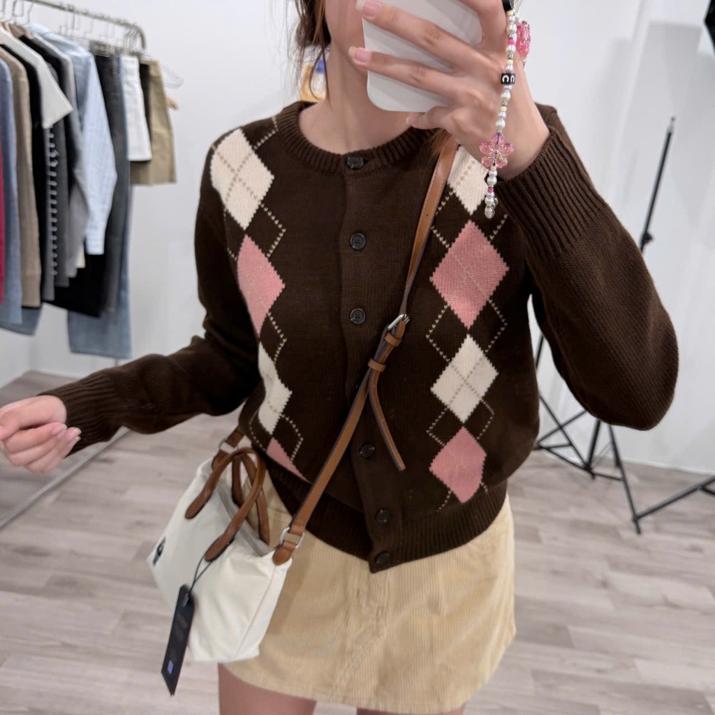 WHOAU [Cali] Argyle Cardigan - CKF4V71F