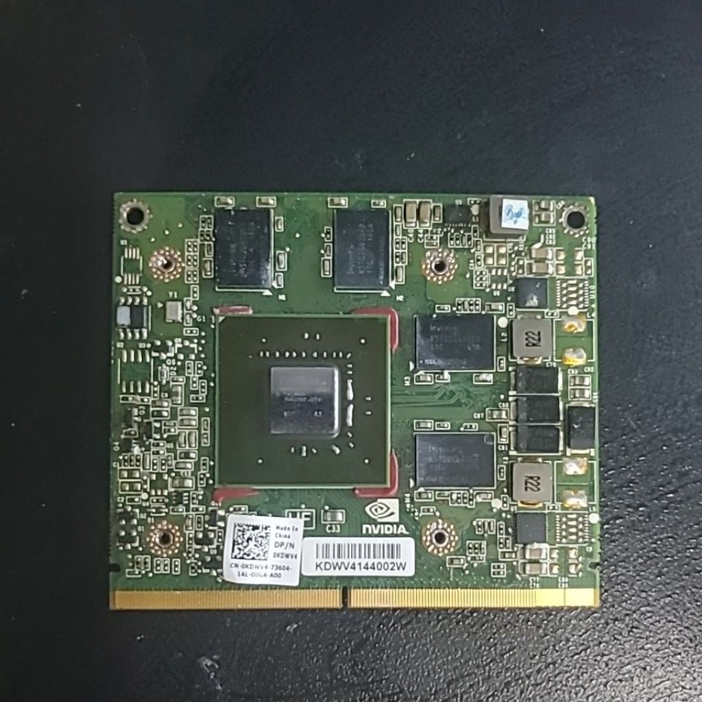 card vga Nvidia quadro 1000m 2GB