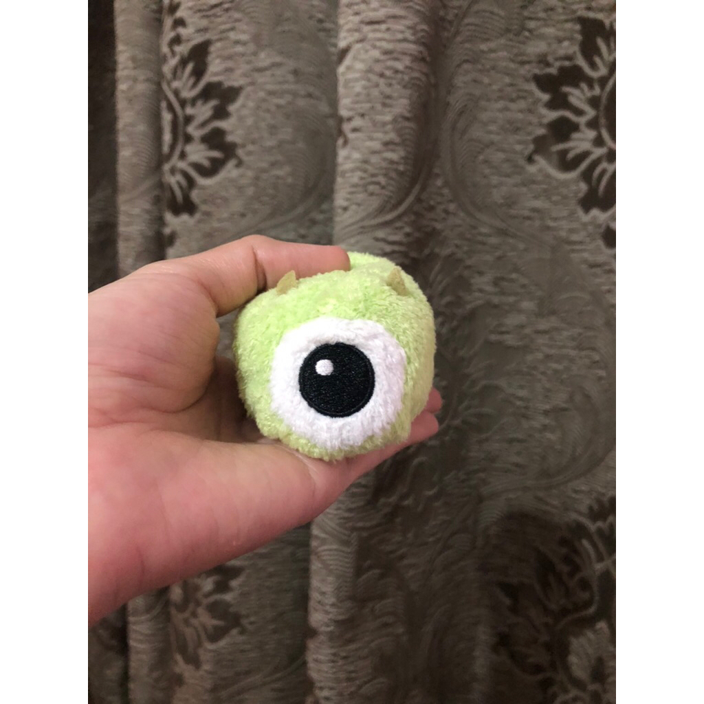 Gấu bông tsum tsum mike