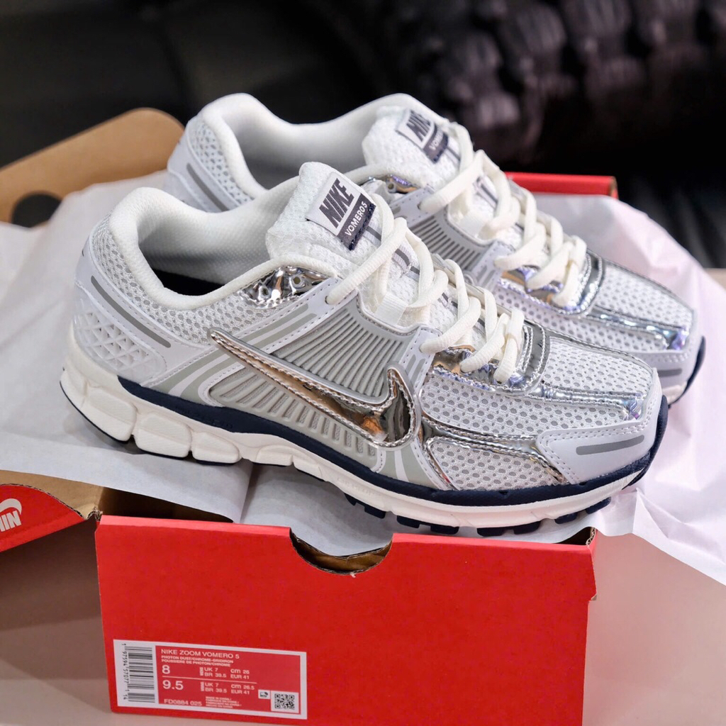 Giày Nike Air Zoom Vomero 5 Chrome