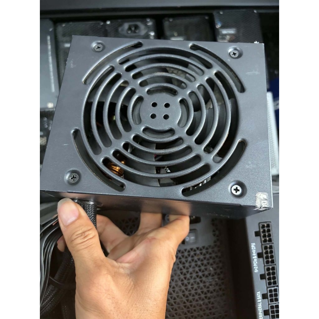Nguồn máy tính Corsair CV650 2nd dây đủ dùng