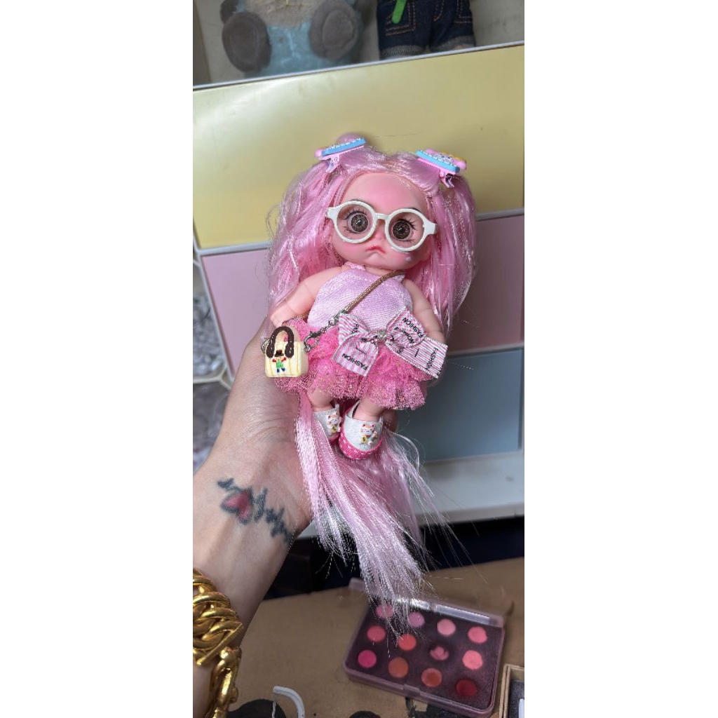 Búp bê 5inch gái thân nhựa tái xinh tóc hồng xoăn