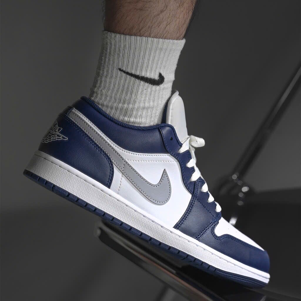 Giày Nike Air Jordan 1 Low Midnight Navy