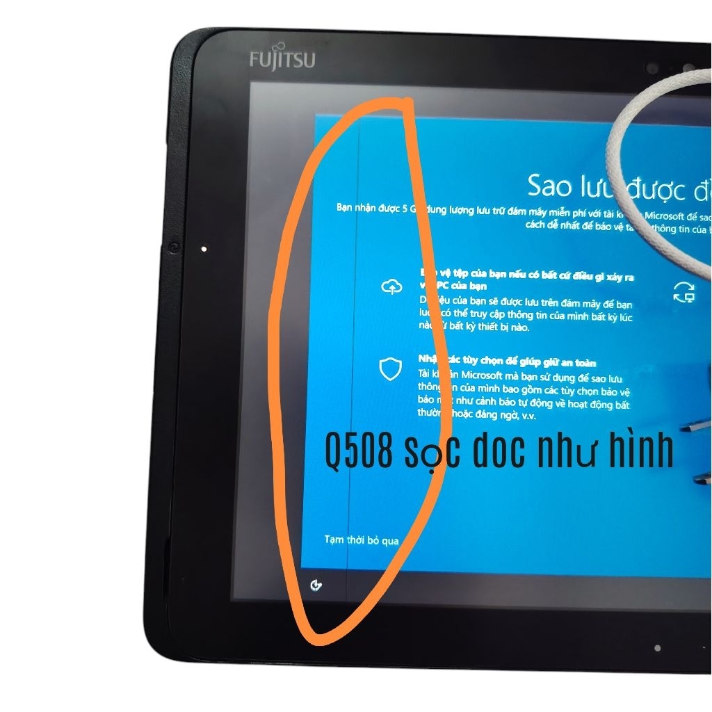 Thanh lỵ mtb fujitsu arrow tap Q507/Q508Q555k.4/64G.may ko Có pin. lỗi sọc màn hinh