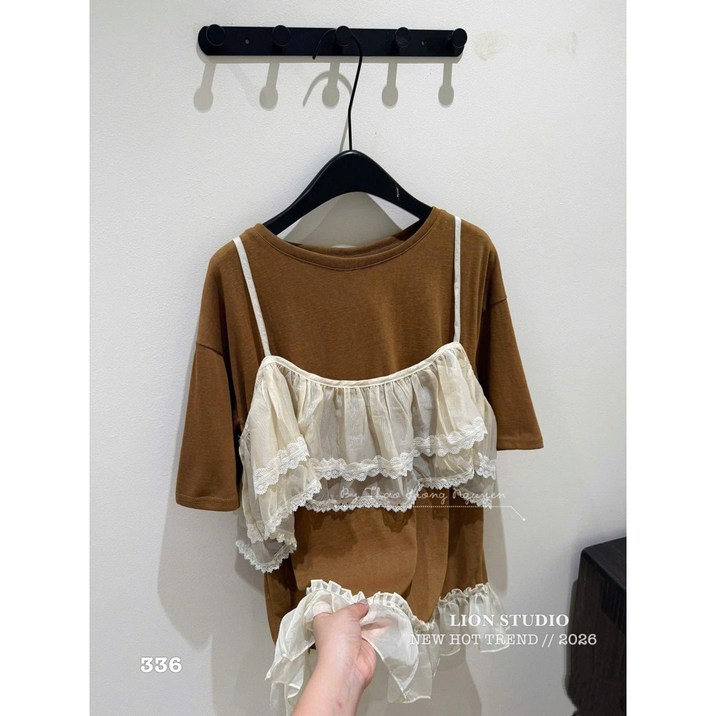 🦁LION STUDIO❤️ áo phông phối ren bèo 336  QCCC , Trung Quốc