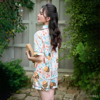 VIBES Đồ bộ mặc nhà nữ Pijama ngắn Lụa Gấm cao cấp họa tiết dễ thương Lucie Py Set