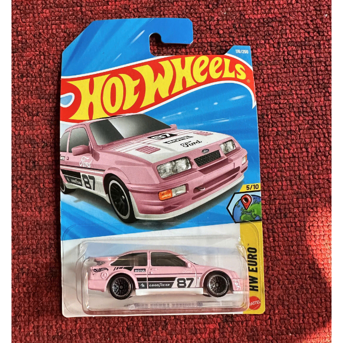Xe mô hình Hotwheels Corvette C7 Z06 màu hồng