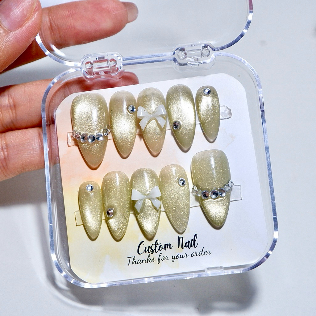 L018 - NAILBOX THIẾT KẾ - NAIL MẮT MÈO ÁNH KIM KẾT HỢP NƠ VÀ ĐÍNH ĐÁ