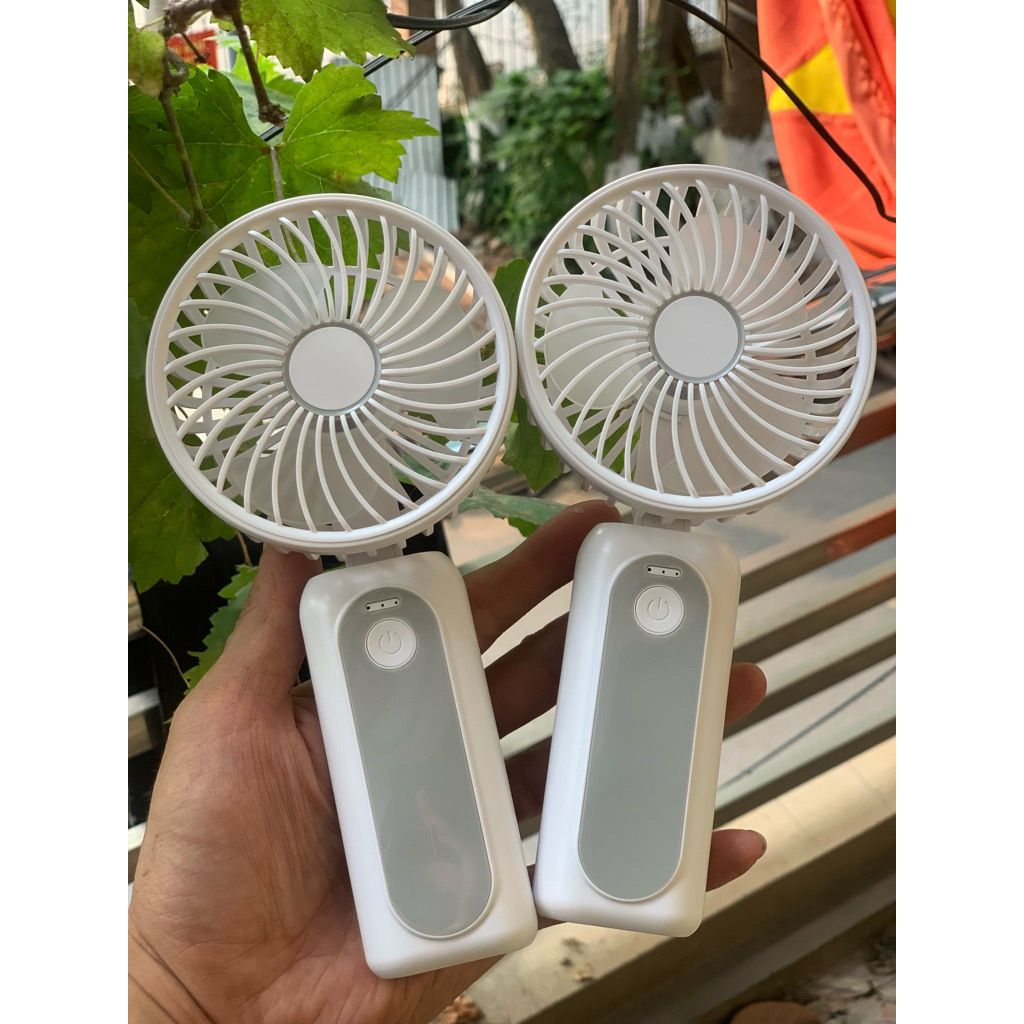 Quạt M2 siêu mạnh khủng khiếp , dung lượng pin 4000mah , động cơ phản lực, gập để bàn tiện lợi | BigBuy360 - bigbuy360.vn
