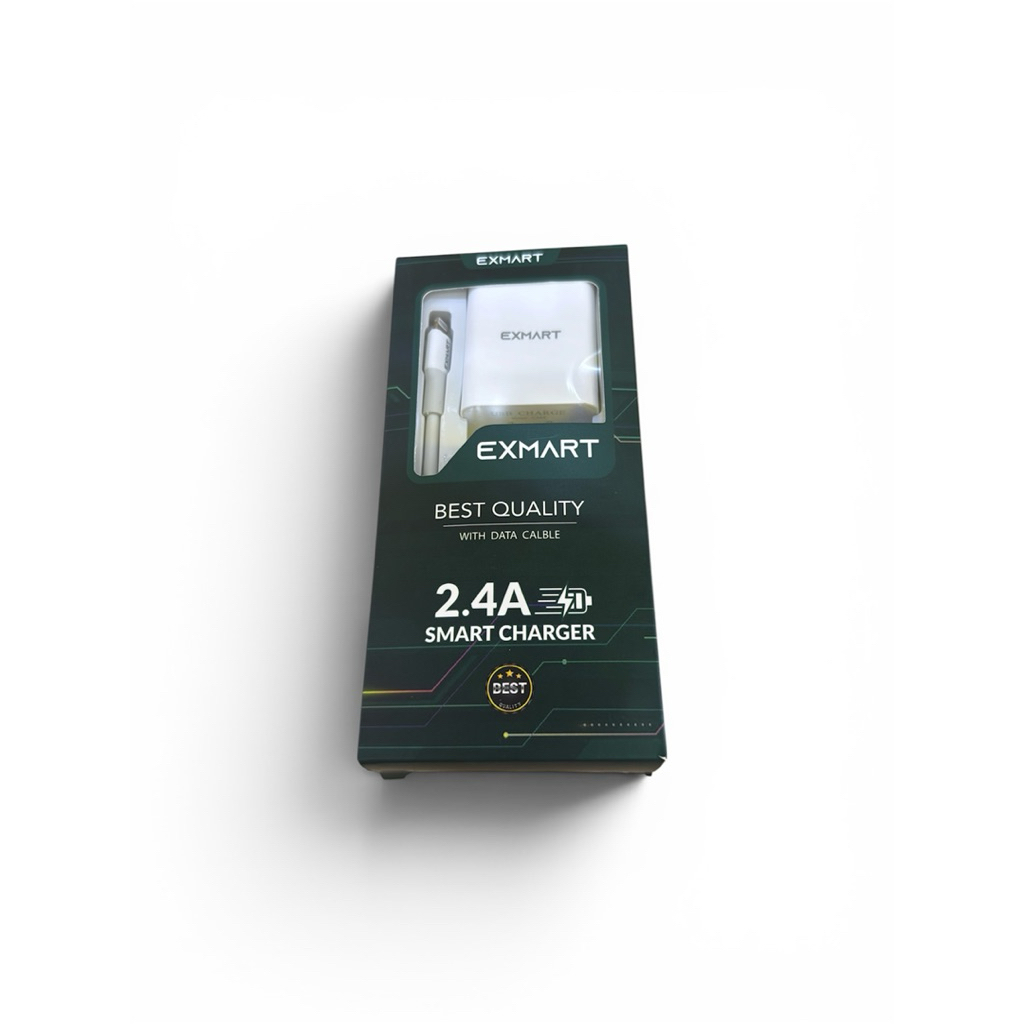Combo sạc nhanh iP EXMART 2.4 BA04 bao gồm một củ sạc và một dây cáp sạc.
