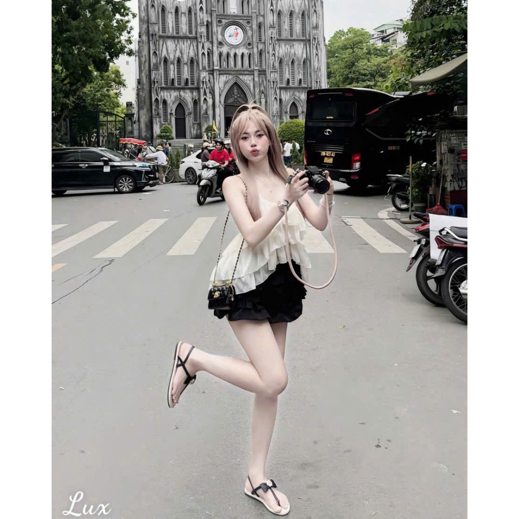 Set áo cổ yếm bèo voan hột chân váy xếp ly