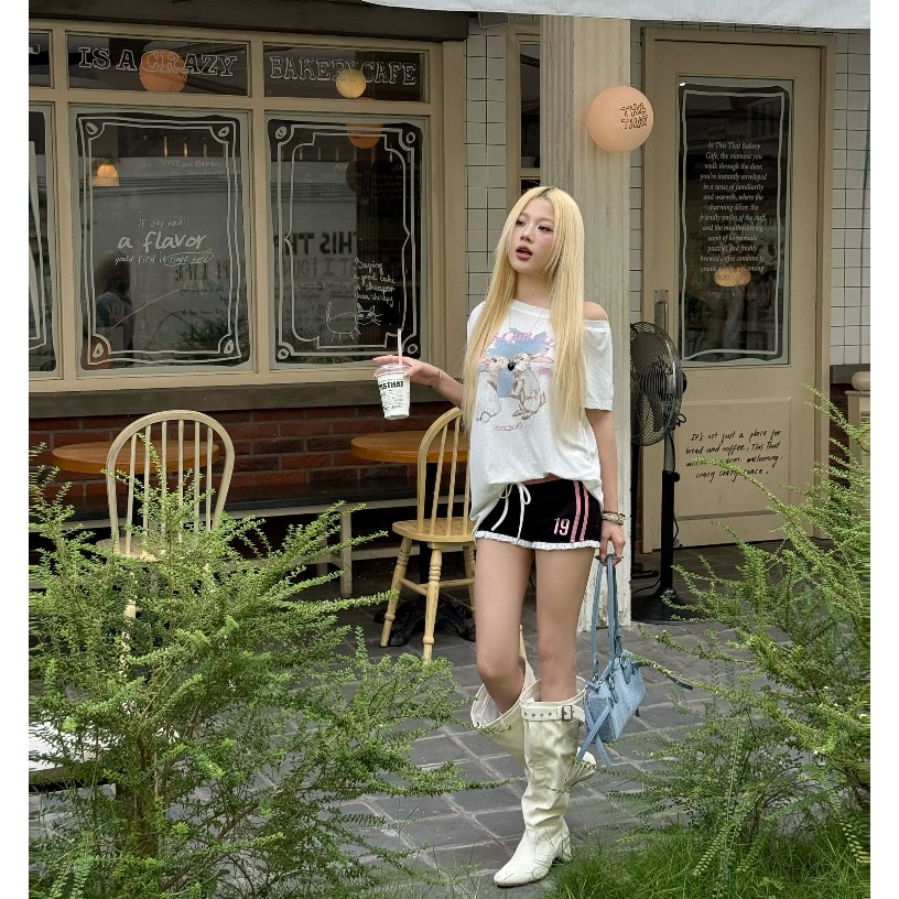 Quần short nữ MONÁ ôm dáng hoạ tiết chấm bi dây rút eo - POPPIE SHORTS | BigBuy360 - bigbuy360.vn