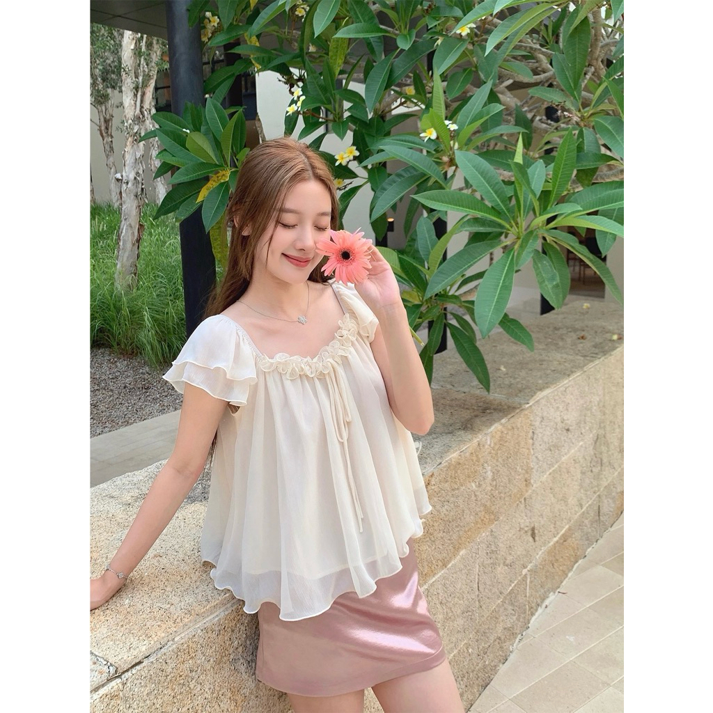 [Hàng Chuẩn QC] Áo babydoll tay cánh tiên phối viền bèo cổ thắt nơ chất liệu voan lụa mềm mại Finny Top - A6423 | BigBuy360 - bigbuy360.vn