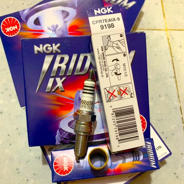 Bugi NGK Iridium CPR7EAIX-9 9198 Bugi Chân Dài Dùng Cho Nhiều Xe Gắn Máy Phân Khối Nhỏ Made in Japan