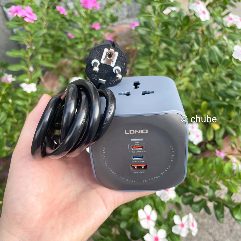 Ổ cắm đa năng LDNIO SC3319 GaN 6in1 3 AC 2500W 3 USB 65W