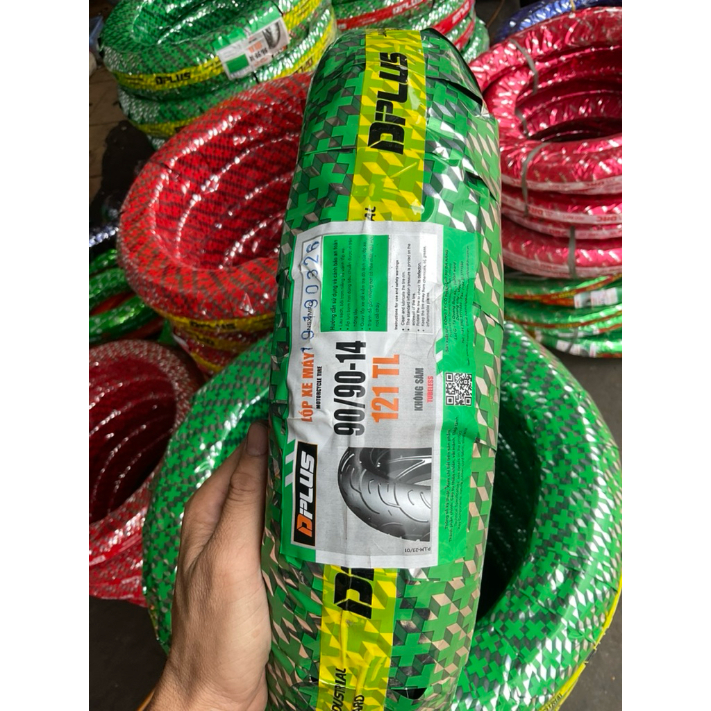 DPLUS LỐP SAU XE VISION AIR BLADE VARIO 90/90-14 không săm không ruột giá sỉ
