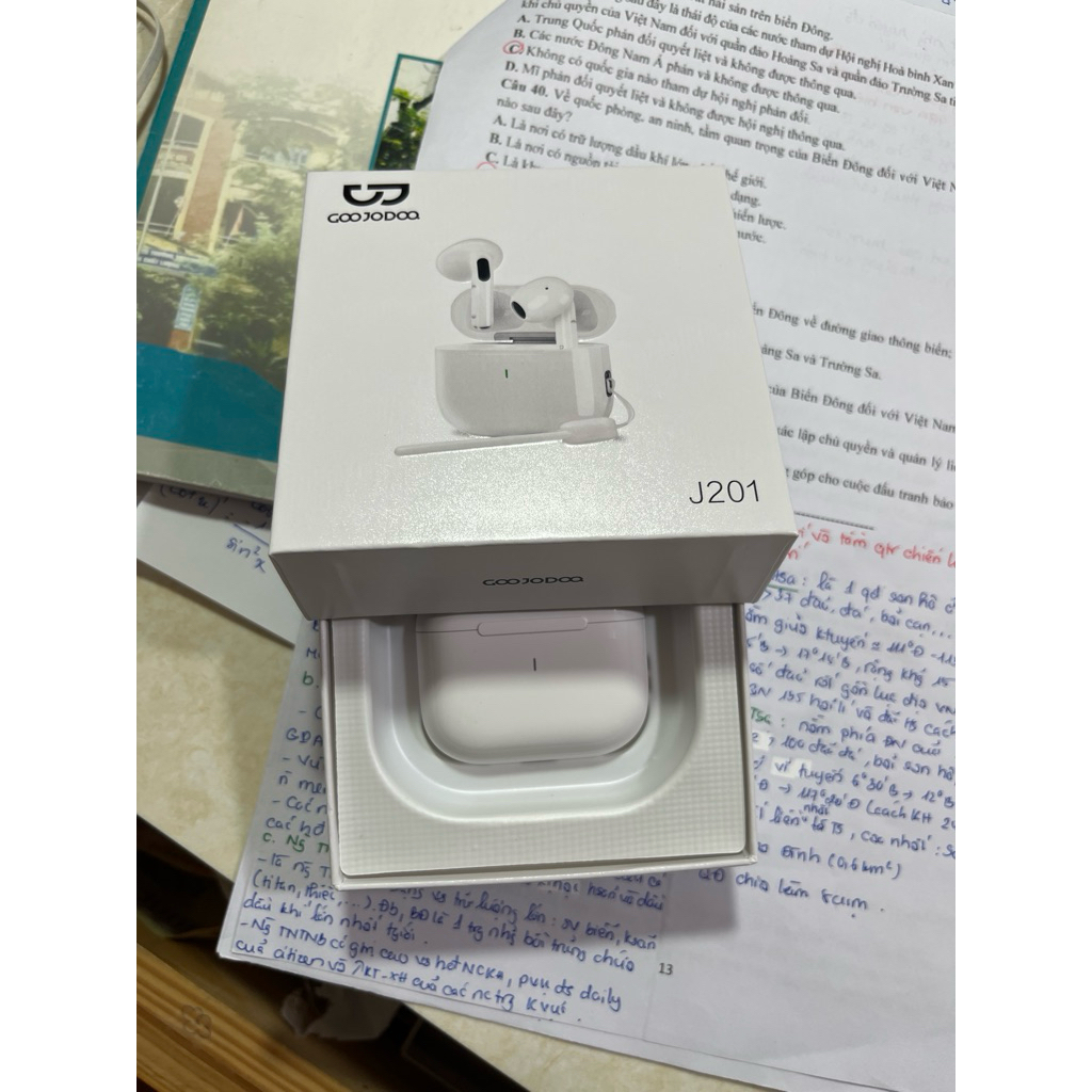 tai nghe goojodog j201 ( mấy bà đọc mô tả giúp tui nha)