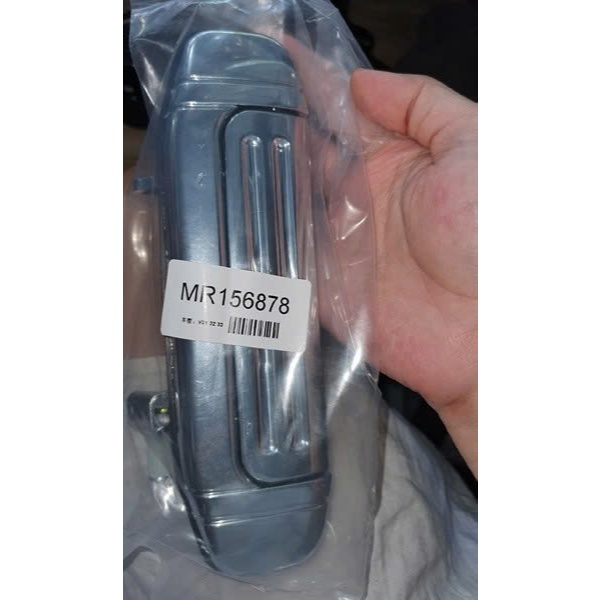 TAY MỞ CỬA NGOÀIMITSU PAJERO V31 V32 V33 V45