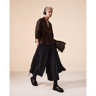 HYMAISON | Hakama Pants | Quần Lửng Ống Rộng Hoạ Tiết Sọc Kiểu Layer Phối Hai Tà