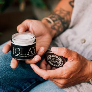 Sáp vuốt tóc 18.21 Man Made Clay