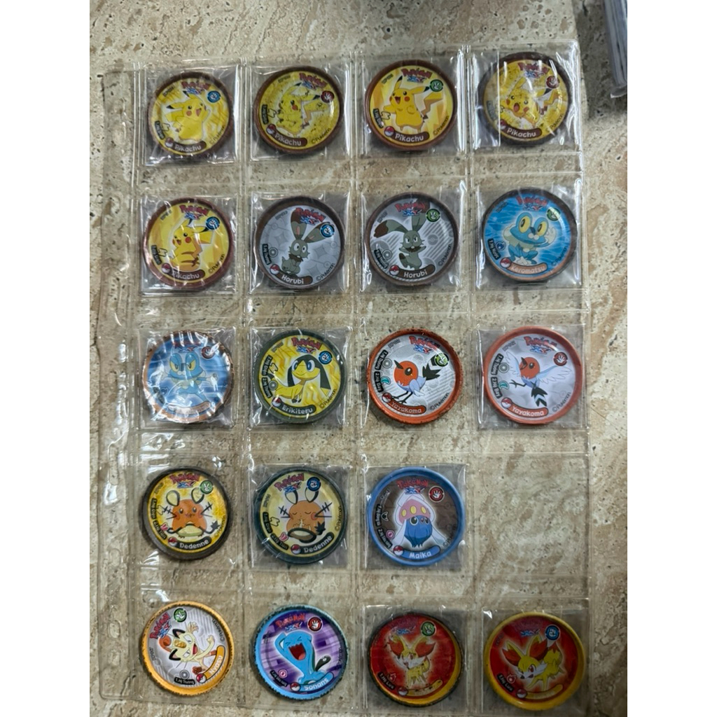 set 104/108 thẻ pokemon mùa đầu toonies