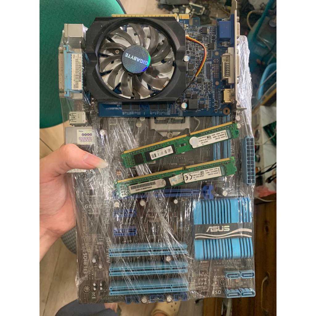 combo main p8h61/i5-2400s/8gb ram/gt420-2GB