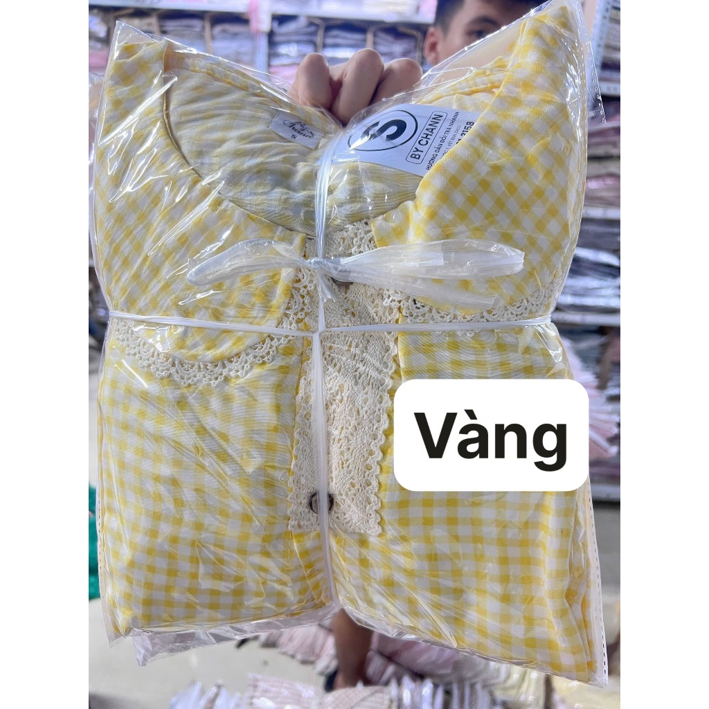 Set Pyjamas 3 chi tiết BY CHANN (BN16) gồm áo cộc quần dài và quần ngắn, chất liệu đũi mềm có bigsiz