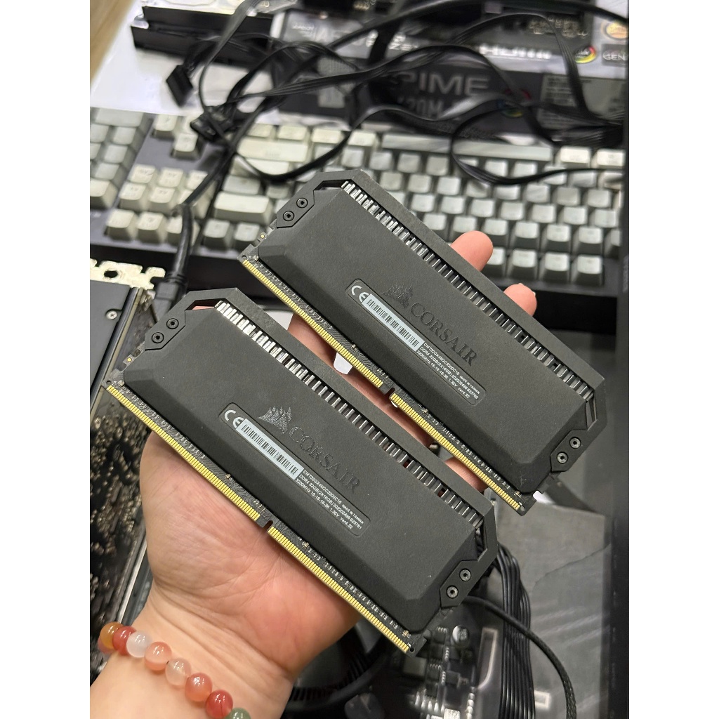 RAM Corsair Dominator Platinum RGB DDR4 32GB (2x16GB) bus 3200MHz