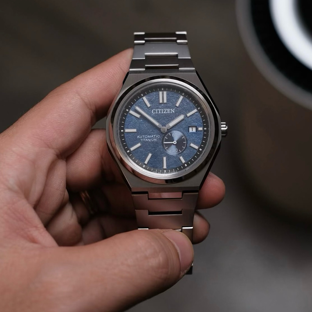 Đồng hồ nam dây thép Citizen Zenshin Automatic Super Titanium Small Second NJ0180-80L