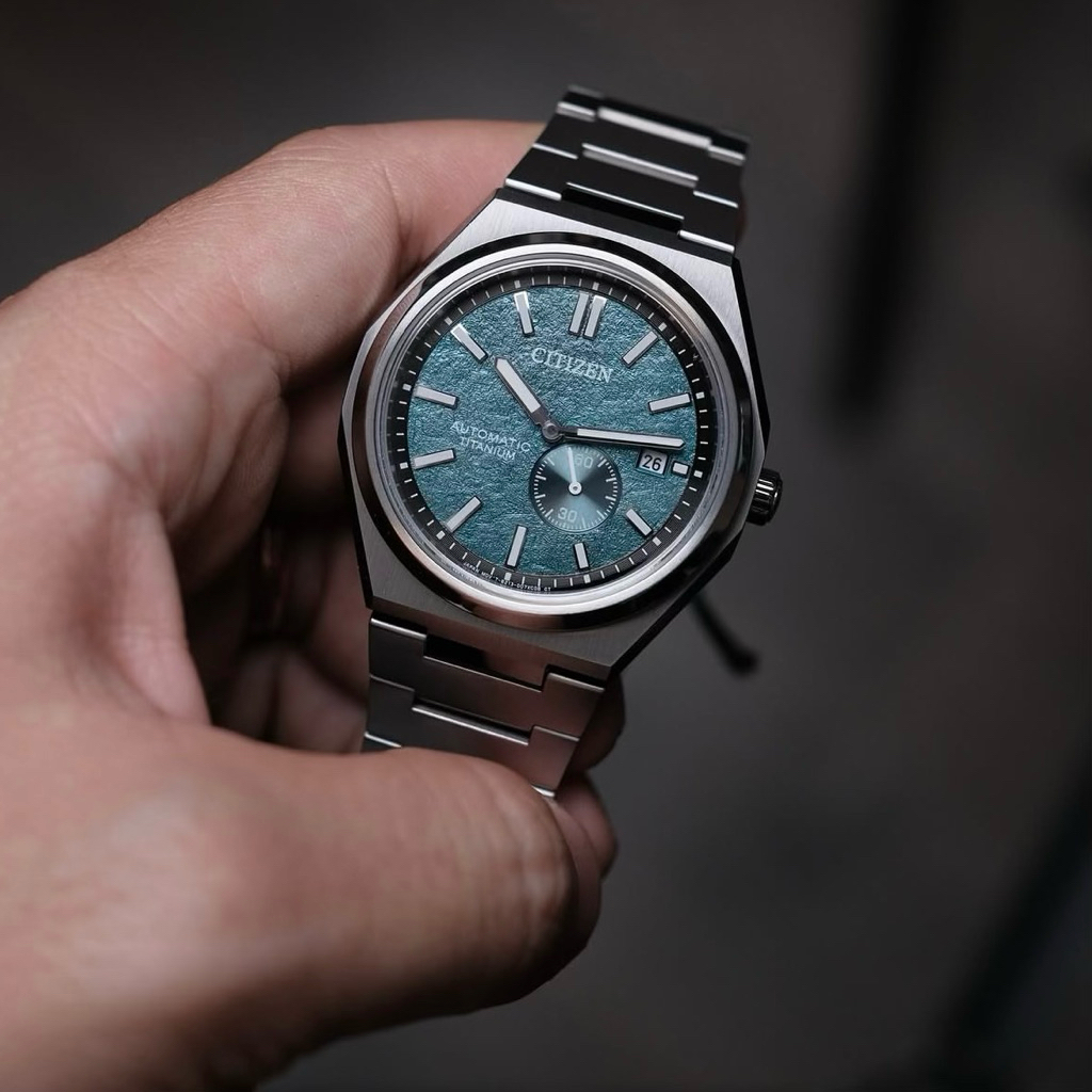 Đồng hồ nam dây thép Citizen Zenshin Automatic Super Titanium Small Second NJ0180-80X