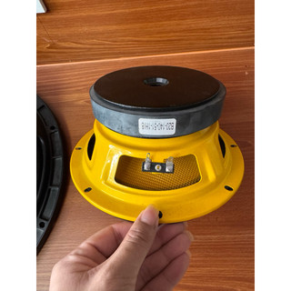 loa bass 20 từ 140 coli 51 màng cacbon . ráp loa sách tay hoặc loa karaoke