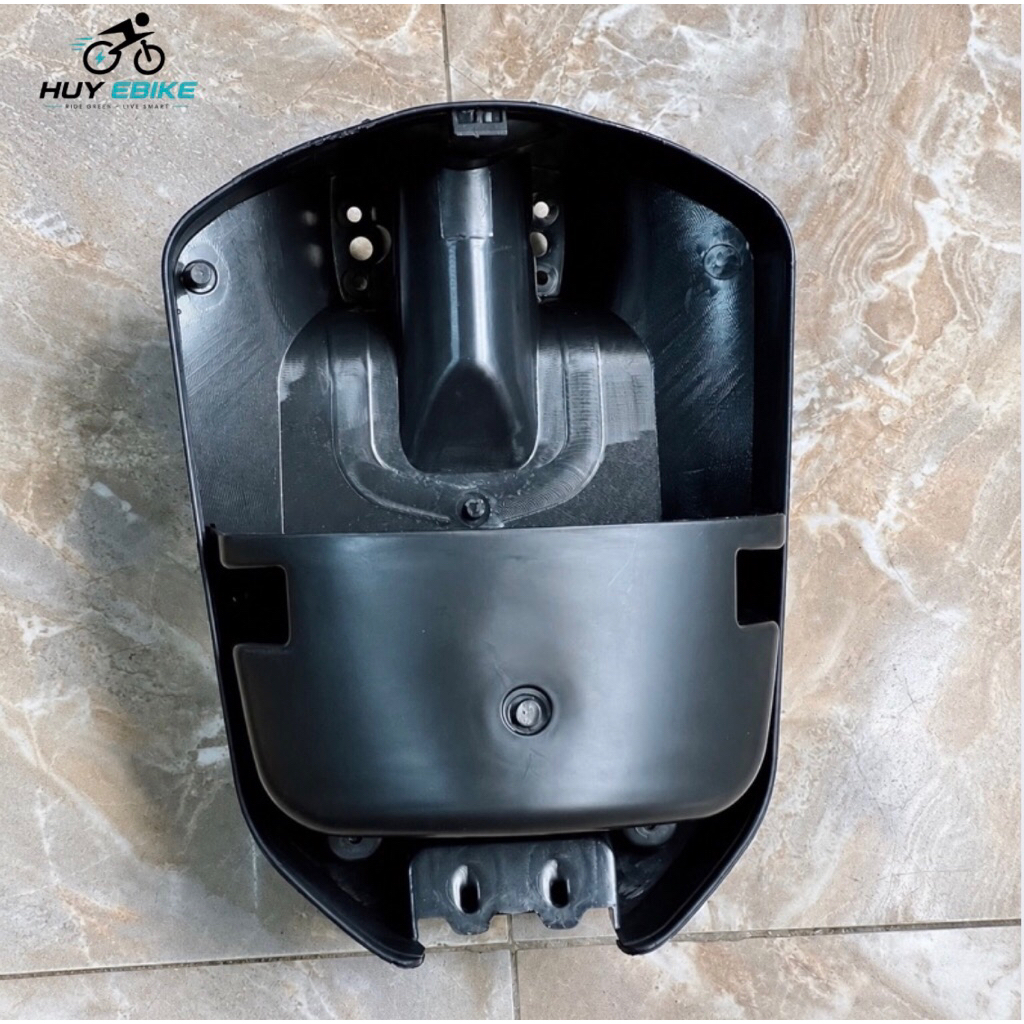 Cốp sau + lót cốp, lưng cốp mặt nạ trước xe đạp điện Pega, Cap A2, A3, A9, A+, As...