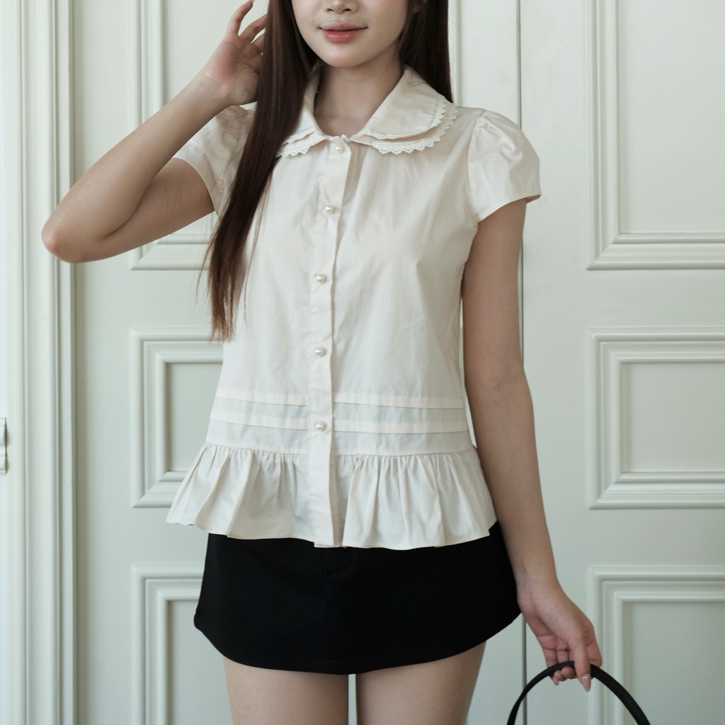 YOONJI - Áo sơ mi be cộc tay cổ viền ren, dáng xoè