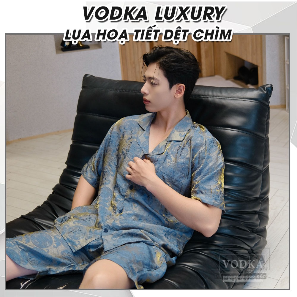 Bộ Pyjama nam cộc tay màu xanh biển tôn da mùa hè họa tiết ánh kim TD02 - Vodka Luxury