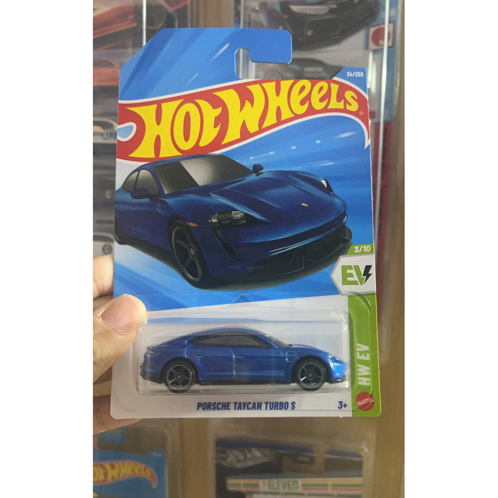 Xe Mô Hình Hot Wheels PORSCHE TAYCAN TURBO S Xanh