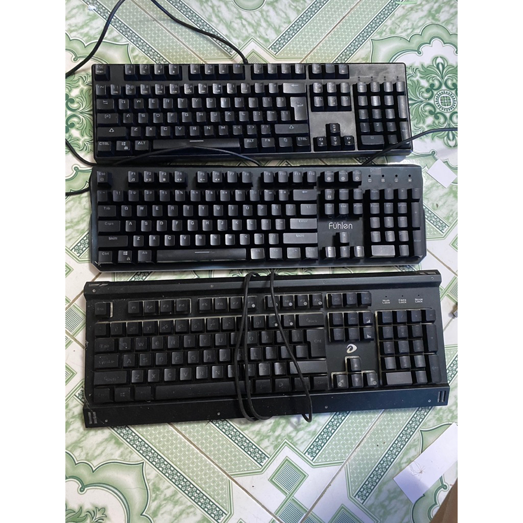 Bàn phím cơ, cũ còn dùng tốt