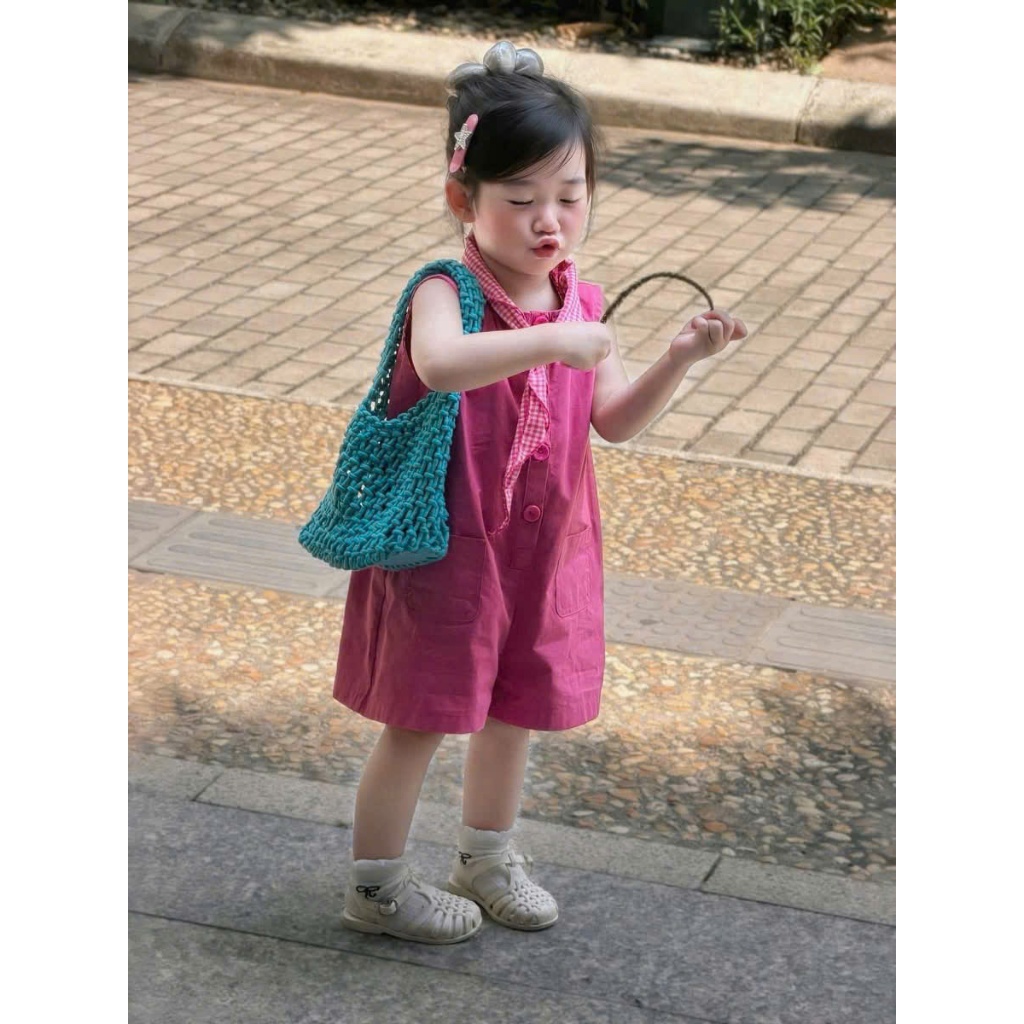 [ TẶNG KHĂN ] Jum Cho Bé Gái 1 Tuổi, Đồ đi biển bé gái, Set váy kaki màu hồng kèm khăn 8-25kg Luna K
